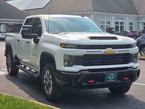 Certified 2024 Chevrolet Silverado 2500 Custom AWD/4WD image 1