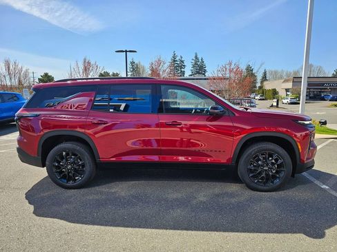 New 2026 Chevrolet Traverse LT image 6