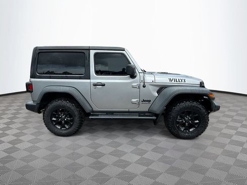 Used 2020 Jeep Wrangler Sport AWD/4WD image 4