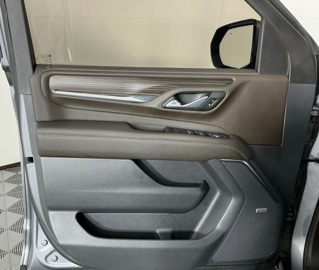 Used 2022 GMC Yukon Denali RWD image 8