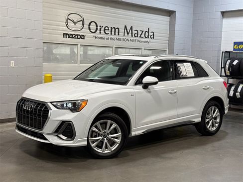 Used 2022 Audi Q3 2.0T Premium image 1