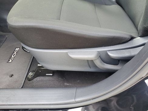 Certified 2025 Nissan Kicks Play S FWD image 20