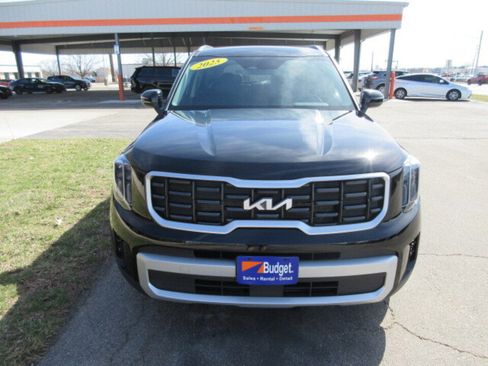 Used 2025 Kia Telluride S image 8