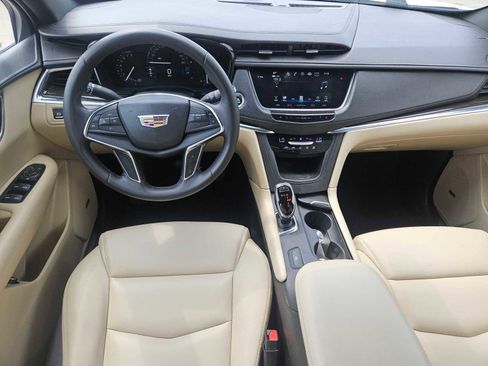 Used 2018 Cadillac XT5 FWD w/ LPO, Wheel Lock Package image 15