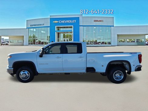 Used 2024 Chevrolet Silverado 3500 LT w/ All Star Edition image 4