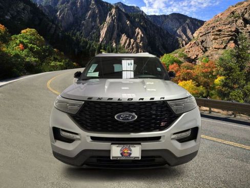 Used 2020 Ford Explorer ST w/ ST Street Pack AWD/4WD image 4