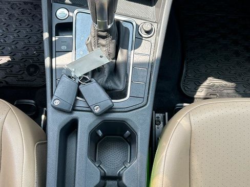 Used 2019 Volkswagen Jetta SE FWD image 17