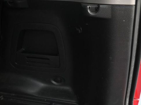 Used 2013 Kia Soul + FWD image 33