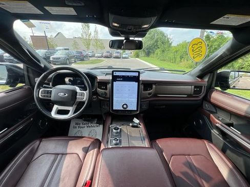 Used 2023 Ford Expedition Max Limited AWD/4WD image 21