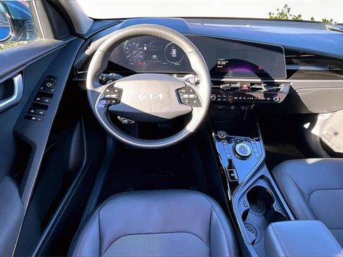 Certified 2024 Kia Niro Wind image 5