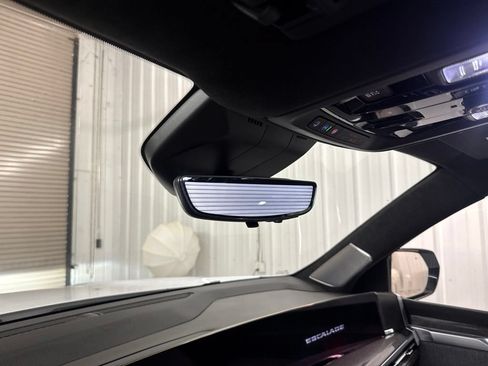 Certified 2026 Cadillac Escalade V AWD/4WD image 48