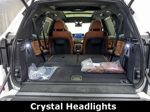 Used 2026 BMW X7 xDrive40i w/ Executive Package image 28