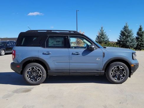 New 2025 Ford Bronco Sport Outer Banks w/ Outer Banks Tech Package+ image 2