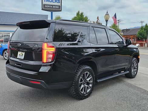 Used 2023 Chevrolet Tahoe Z71 w/ Z71 Off-Road Package AWD/4WD image 5