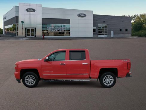 Used 2016 Chevrolet Silverado 1500 LTZ Z71 w/ LTZ Plus Package image 7