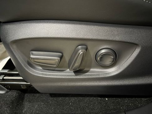 New 2026 Toyota Crown Limited w/ Advanced Technology Package image 15