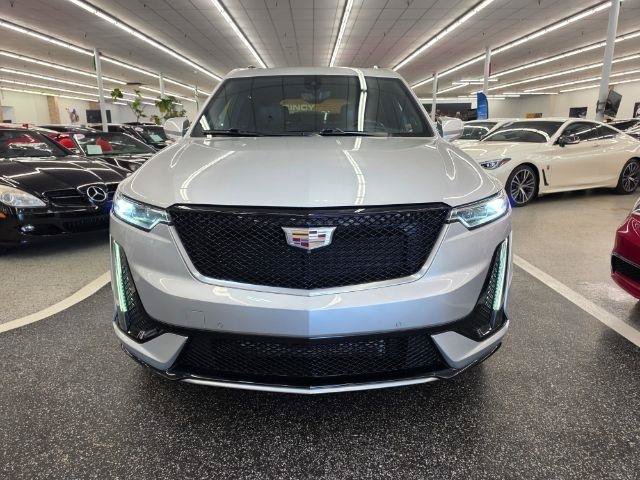 Used 2020 Cadillac XT6 Sport AWD/4WD image 2