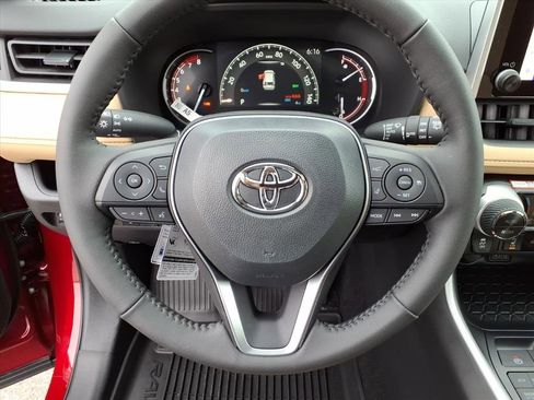 New 2025 Toyota RAV4 XLE w/ Convenience Package image 12