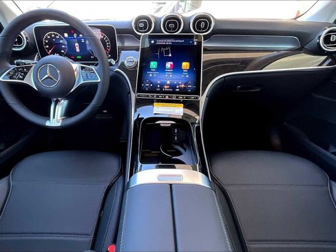 New 2025 Mercedes-Benz GLC 350e GLC 350e image 8