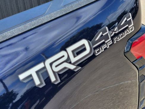 Used 2025 Toyota Tundra Platinum w/ TRD Off-Road Package AWD/4WD image 7