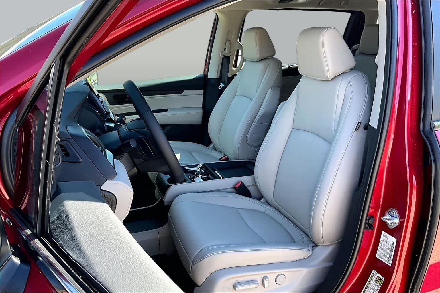 New 2027 Honda Odyssey EX-L image 9