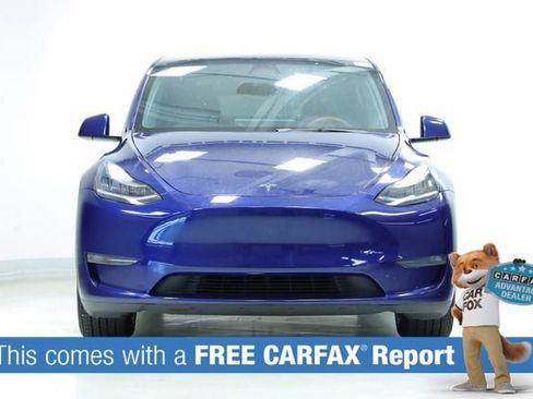 Used 2023 Tesla Model Y Long Range AWD/4WD image 2