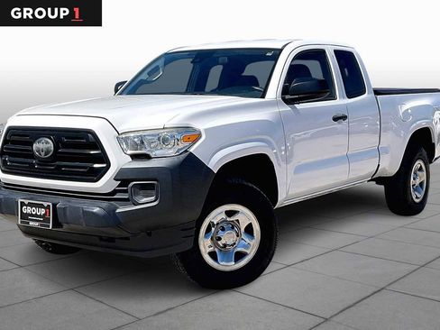 Used 2019 Toyota Tacoma SR image 1