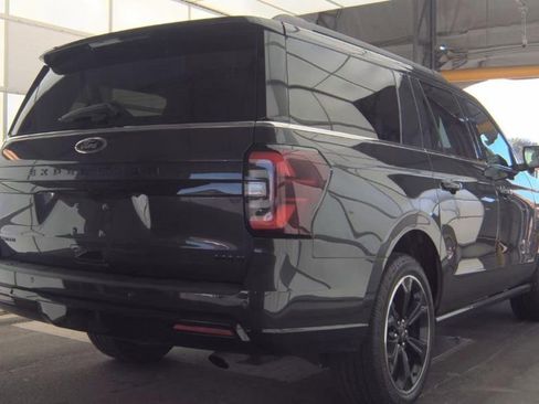 Used 2023 Ford Expedition Max Limited AWD/4WD image 2