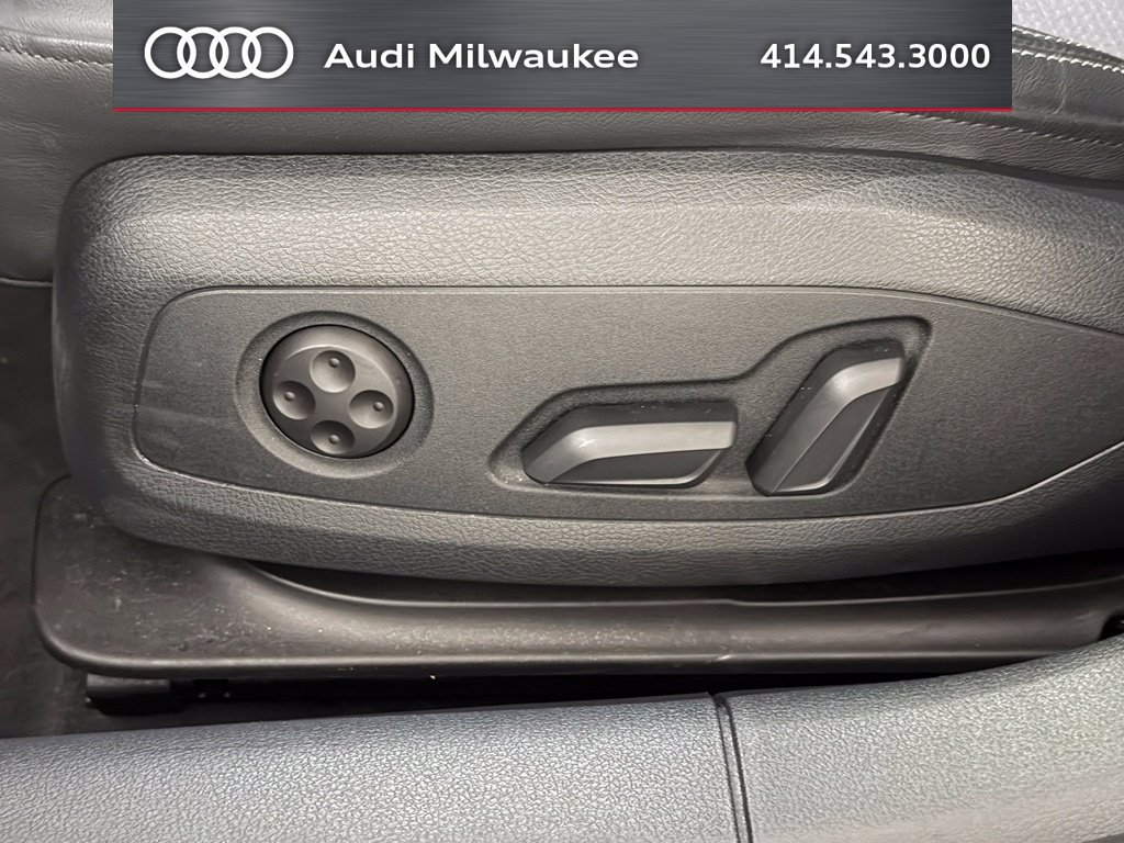Used 2022 Audi A4 2.0T Premium Plus w/ Premium Plus Package AWD/4WD image 19