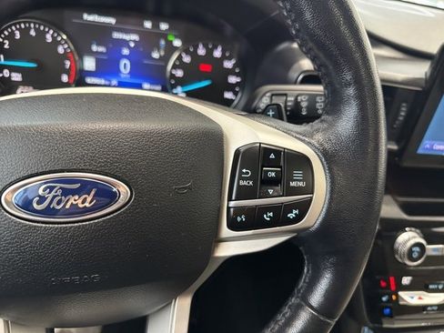 Used 2021 Ford Explorer Limited w/ Equipment Group 301A image 34