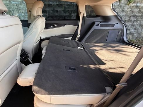 Used 2019 Lincoln Nautilus Select FWD image 38