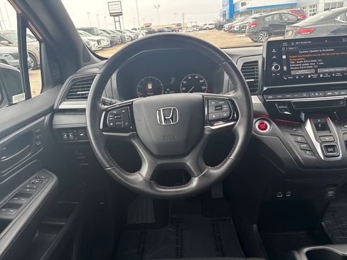 Certified 2025 Honda Odyssey Sport-L image 17