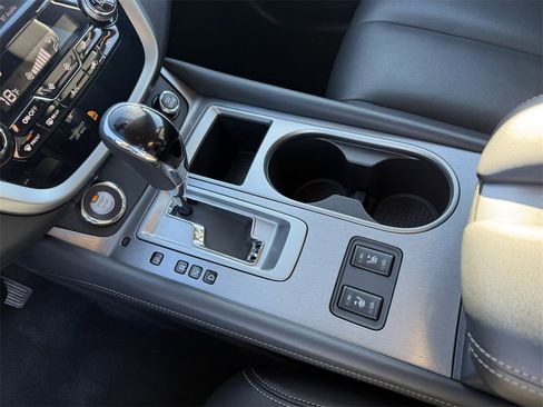 Used 2019 Nissan Murano SL w/ Cargo Package image 25