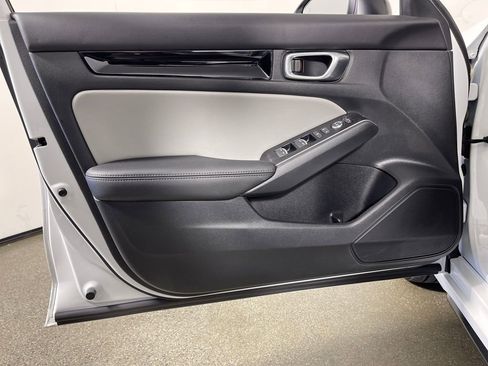 Used 2025 Honda Civic Sport Touring image 19