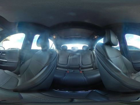 Used 2024 Mercedes-Benz C 300 Sedan image 37