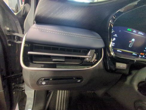 Used 2026 INFINITI QX60 Sport w/ Dark Cargo Package image 16