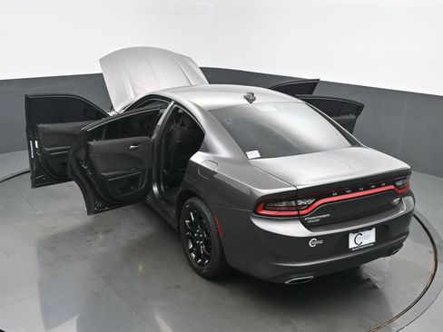 Used 2017 Dodge Charger SXT AWD/4WD image 61