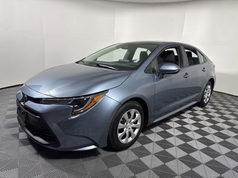 Used 2024 Toyota Corolla LE image 14