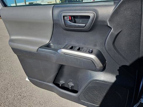 Used 2022 Toyota Tacoma SR5 image 13