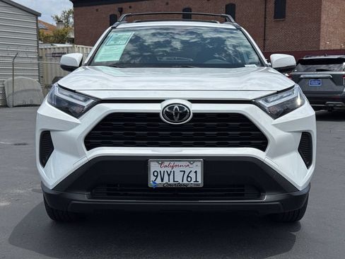 Used 2025 Toyota RAV4 XLE w/ Convenience Package AWD/4WD image 5