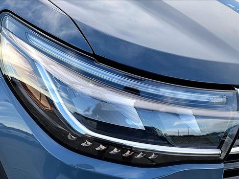 New 2025 Ford Explorer Active w/ Active Comfort Package image 16