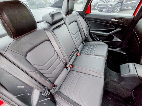 Used 2019 Volkswagen Jetta GLI Autobahn image 25