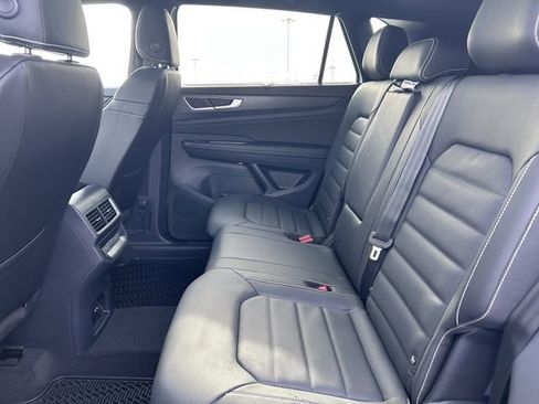 New 2026 Volkswagen Atlas Cross Sport SEL R-Line AWD/4WD image 25