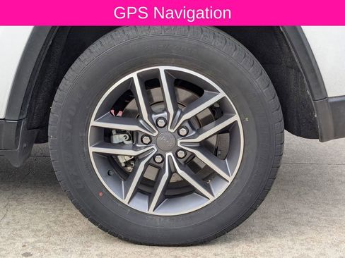 Used 2021 Jeep Grand Cherokee Limited AWD/4WD image 12