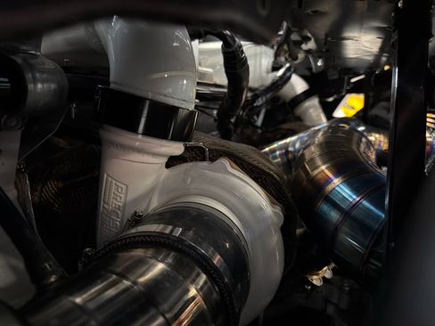 Used 2022 Lamborghini Huracan STO image 23