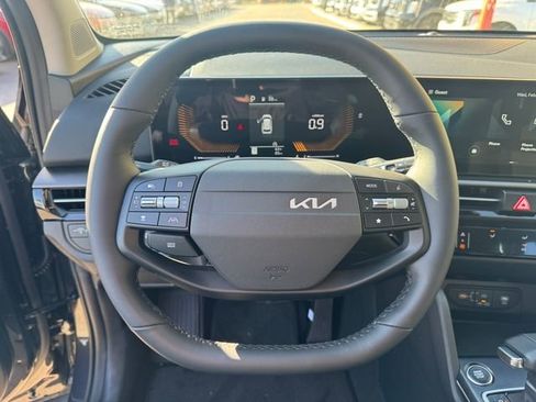 New 2026 Kia Sportage LX w/ LX Convenience Package FWD image 23