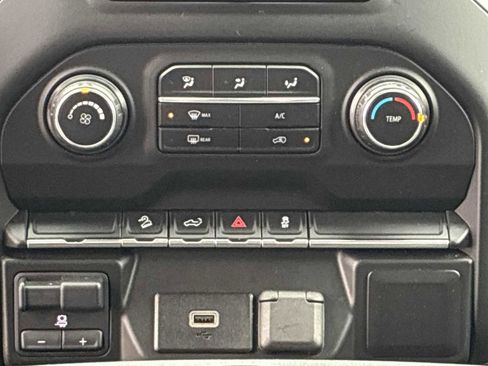 Used 2019 Chevrolet Silverado 1500 Custom Trail Boss image 16