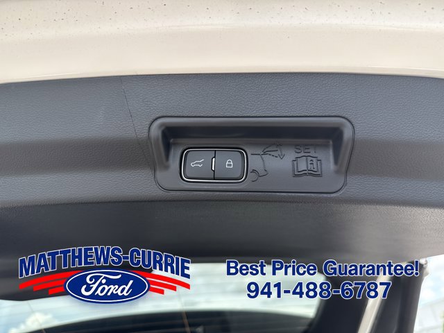 New 2026 Ford Explorer ST-Line w/ ST-Line Street Pack AWD/4WD image 15
