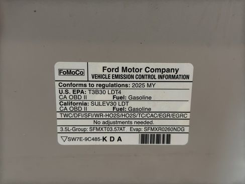 Used 2025 Ford F150 Lariat image 39