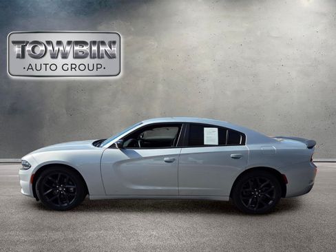 Used 2022 Dodge Charger SXT w/ Blacktop Package RWD image 7